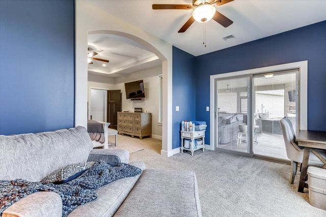 4015 N Solano Ct, Wichita, KS 67205