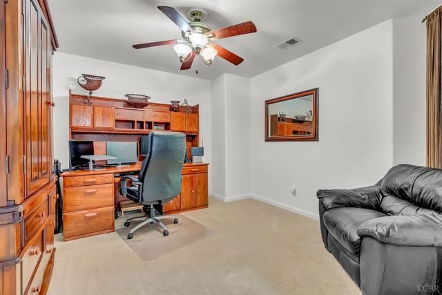 1817 W Picadilly Lane, Hanford, CA 93230