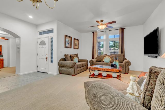 1817 W Picadilly Lane, Hanford, CA 93230