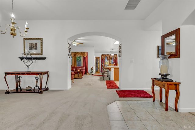 1817 W Picadilly Lane, Hanford, CA 93230