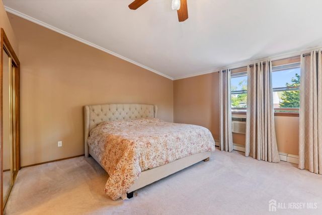 241 Fernhead Avenue, Monroe, NJ 08831