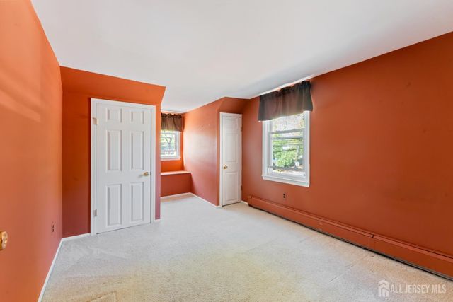 241 Fernhead Avenue, Monroe, NJ 08831