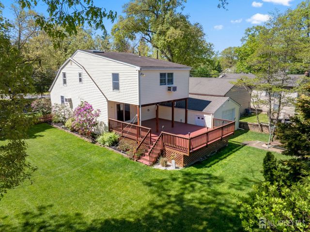 241 Fernhead Avenue, Monroe, NJ 08831