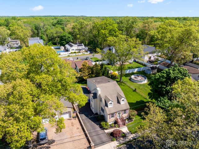 241 Fernhead Avenue, Monroe, NJ 08831