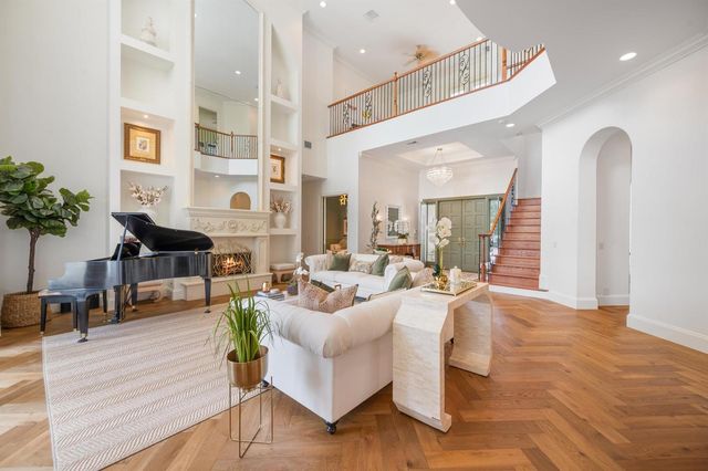 115 Echo Lane, Jupiter, FL 33458