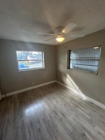 5405 NW 17th Ct 0, Lauderhill, FL 33313