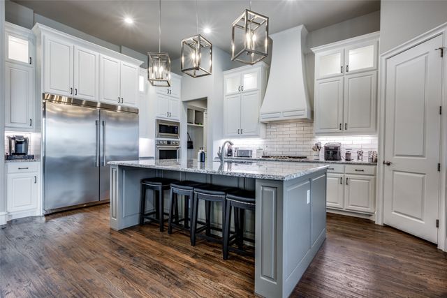 3316 Dovehill Drive, Northlake, TX 76247