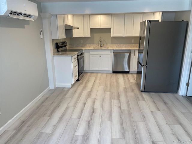 382B Deer Park Avenue, Babylon, NY 11702