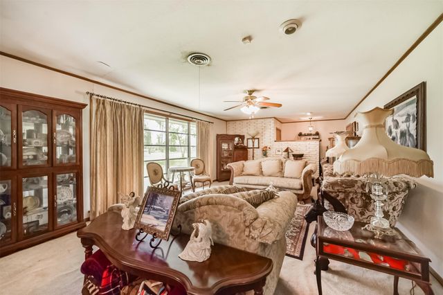 18519 Fm 2100 Road, Crosby, TX 77532