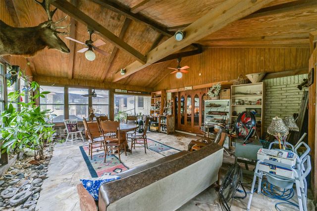 18519 Fm 2100 Road, Crosby, TX 77532
