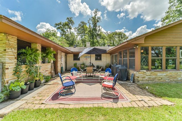 18519 Fm 2100 Road, Crosby, TX 77532
