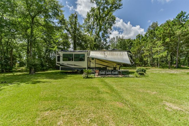 18519 Fm 2100 Road, Crosby, TX 77532
