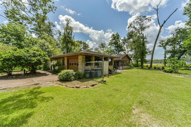 18519 Fm 2100 Road, Crosby, TX 77532