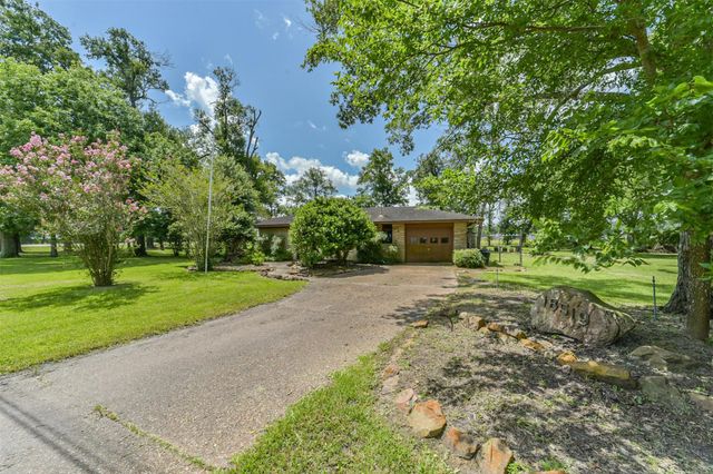 18519 Fm 2100 Road, Crosby, TX 77532