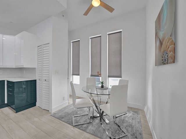 703 SE 16th Ct, Fort Lauderdale, FL 33316