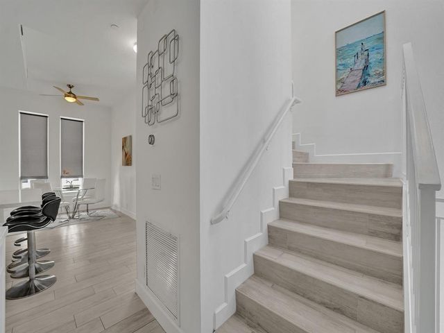 703 SE 16th Ct, Fort Lauderdale, FL 33316