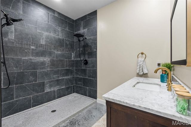 24120 Arlene Lane, Warrenton, MO 63383