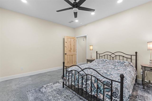 24120 Arlene Lane, Warrenton, MO 63383