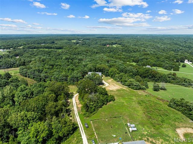 24120 Arlene Lane, Warrenton, MO 63383
