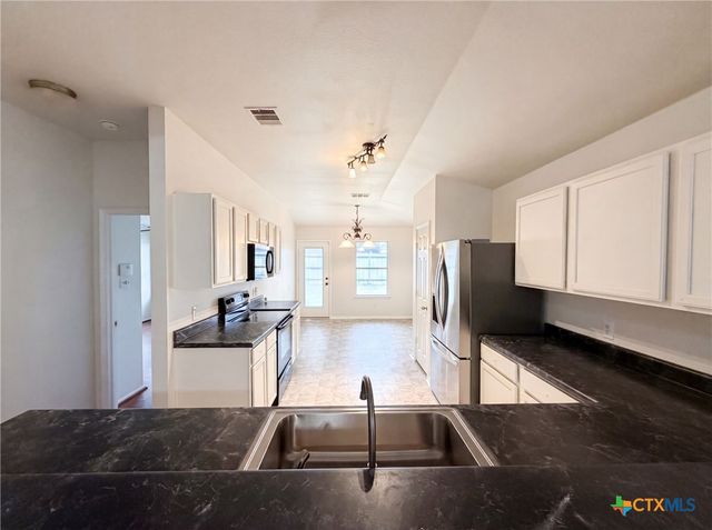 413 E Vega Lane, Killeen, TX 76542