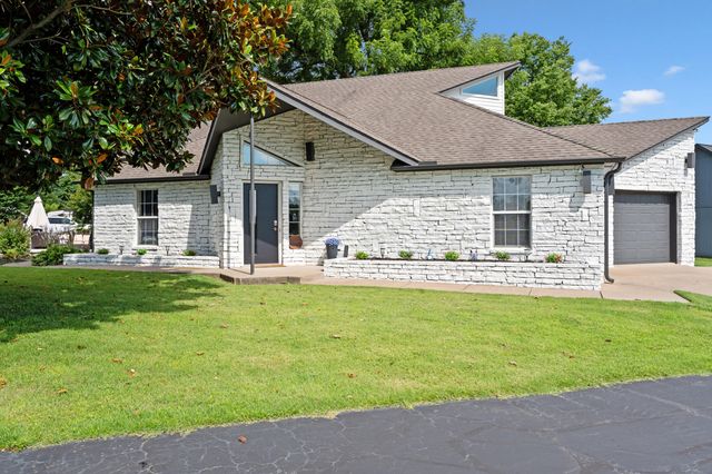 56901 E Walnut Drive, Afton, OK 74331