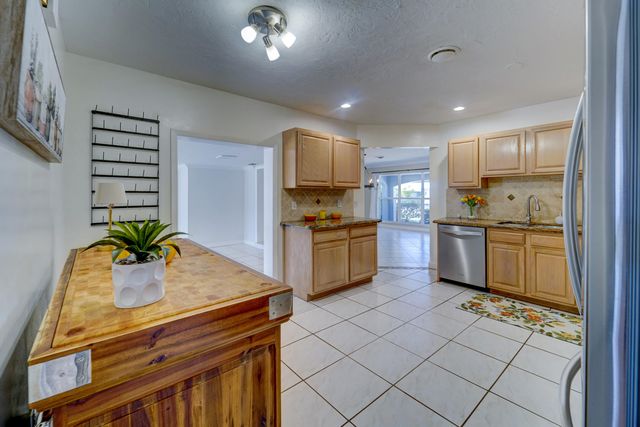 270 SE 3rd Avenue, Pompano Beach, FL 33060