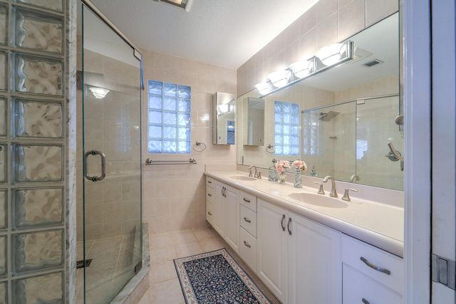 270 SE 3rd Avenue, Pompano Beach, FL 33060