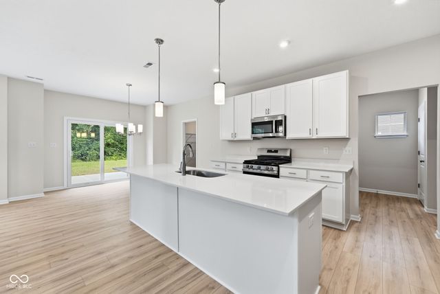 7216 Jackson Drive, Cumberland, IN 46229