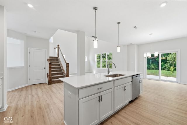 7216 Jackson Drive, Cumberland, IN 46229