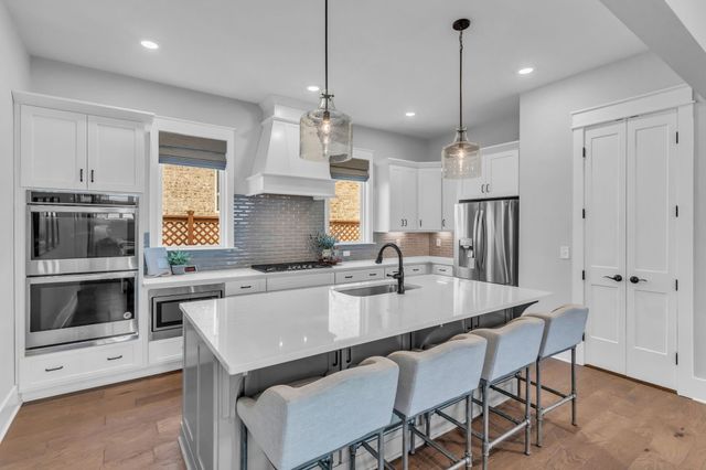 368 Azalea Cir, Hendersonville, TN 37075