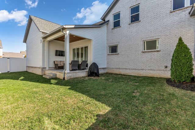 368 Azalea Cir, Hendersonville, TN 37075