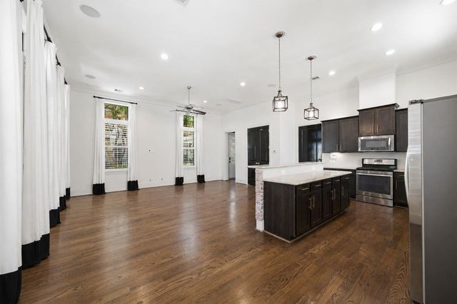 3219 Maxroy Street, Houston, TX 77008