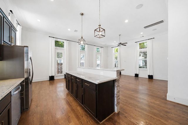 3219 Maxroy Street, Houston, TX 77008