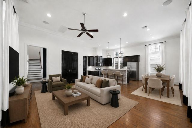 3219 Maxroy Street, Houston, TX 77008