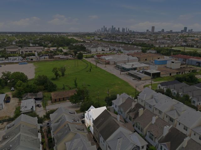 3219 Maxroy Street, Houston, TX 77008
