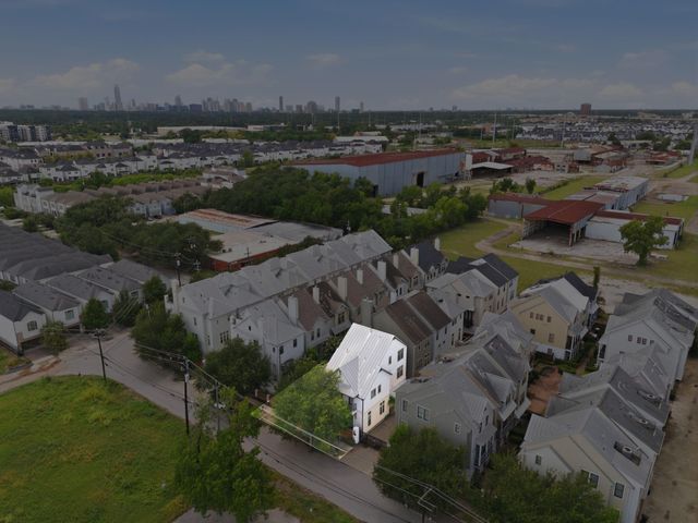 3219 Maxroy Street, Houston, TX 77008