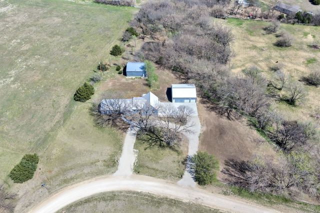 10270 SW Hidden Lane Rd, Augusta, KS 67010