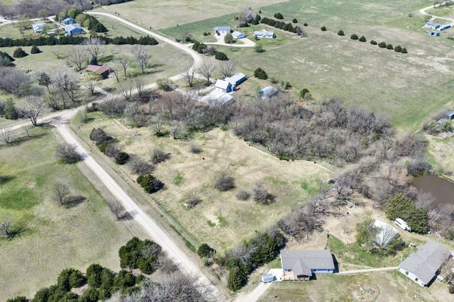 10270 SW Hidden Lane Rd, Augusta, KS 67010
