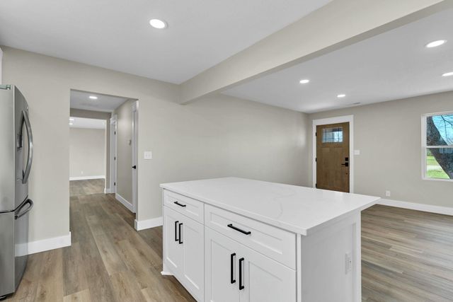 10270 SW Hidden Lane Rd, Augusta, KS 67010