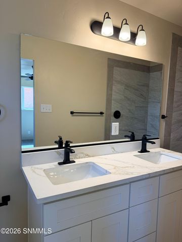 195 Hoagland Road, Las Cruces, NM 88005