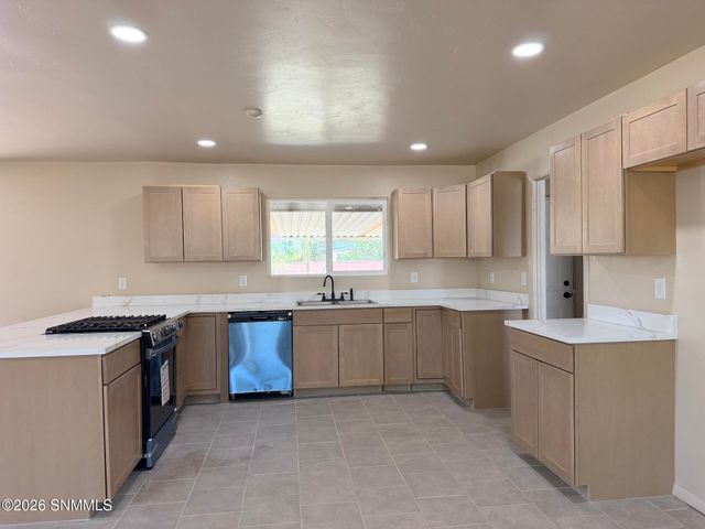 195 Hoagland Road, Las Cruces, NM 88005