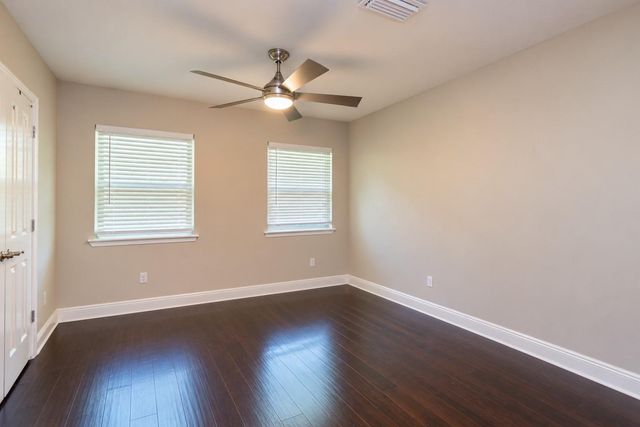 15901 Jersey Drive, Houston, TX 77040