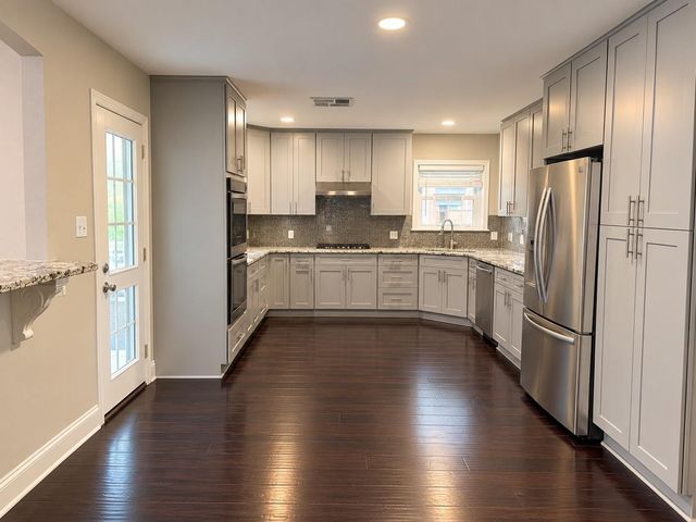 15901 Jersey Drive, Houston, TX 77040
