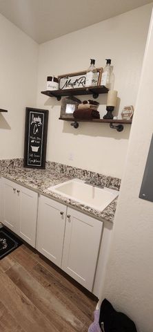 2351 Avenue 396, Kingsburg, CA 93631