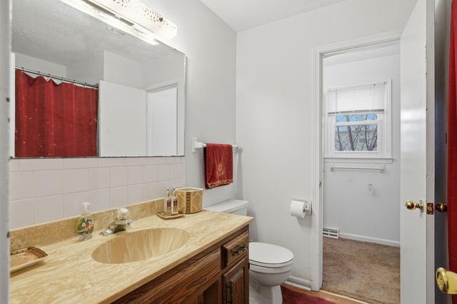 1905 NEWTON DR, Columbia, MO 65202