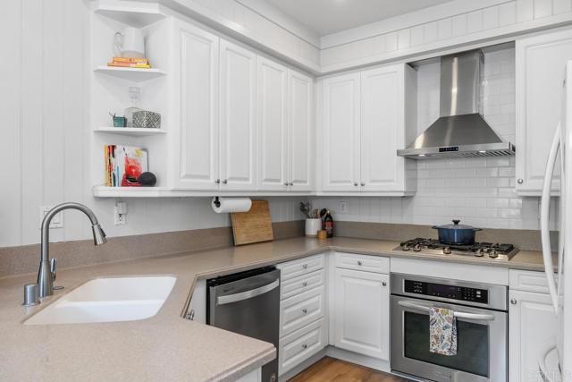 13570 Jadesone Way, San Diego, CA 92130