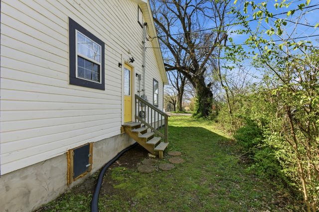 1610 Blocker Cir, Columbia, TN 38401