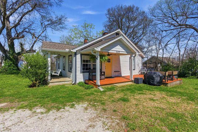 1610 Blocker Cir, Columbia, TN 38401