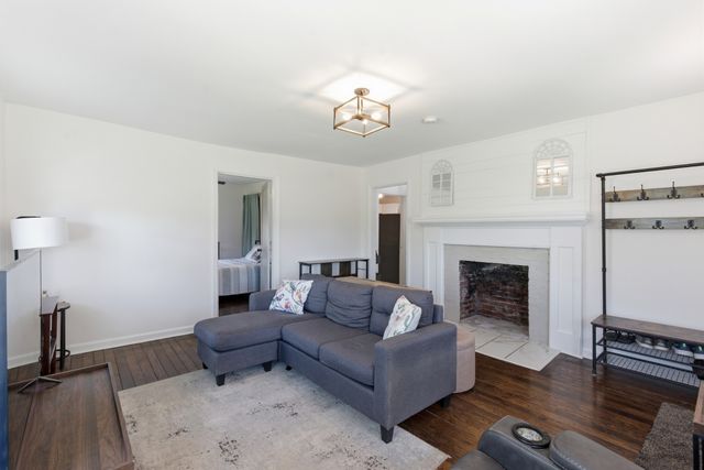 1610 Blocker Cir, Columbia, TN 38401