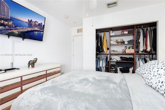 17505 SW 108th Ct, Miami, FL 33157